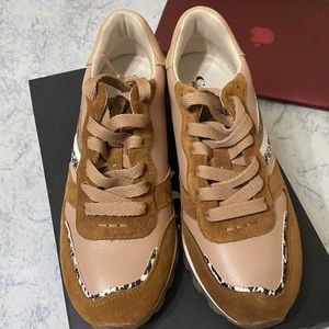 Coach G4218 Sneakers Size 7B